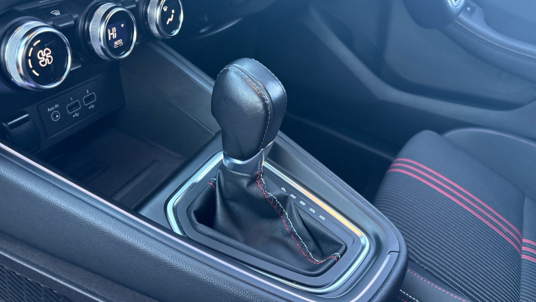 Renault Clio 1.6 E-TECH Hybrid 140 RS Line 5dr Auto Hybrid Hatchback